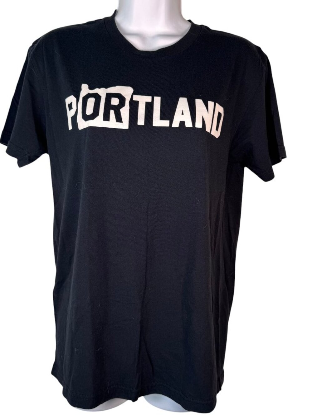 Portland, Oregon Black & White Women's T Shirt Tee Portland Gear Souvenir Small